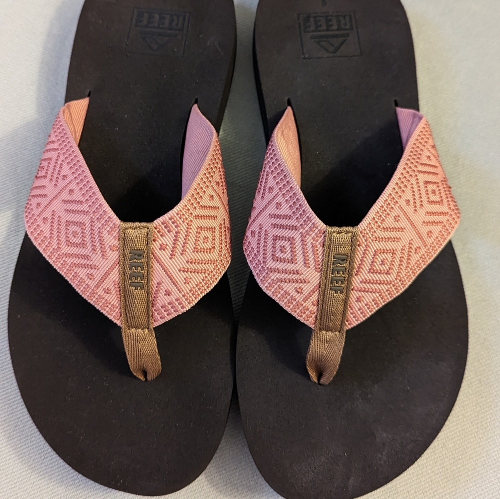 Women's Reef Spring Woven Flip Flop Dusty Coral Recycled Polyester 6 M